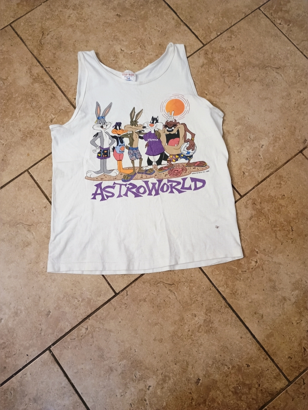 vintage 1990s Looney Tunes Astroworld